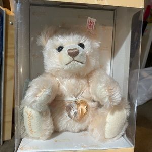 Jewels Steiff Teddy Bear with 2007 Ltd edition Swarovski Heart Ornament